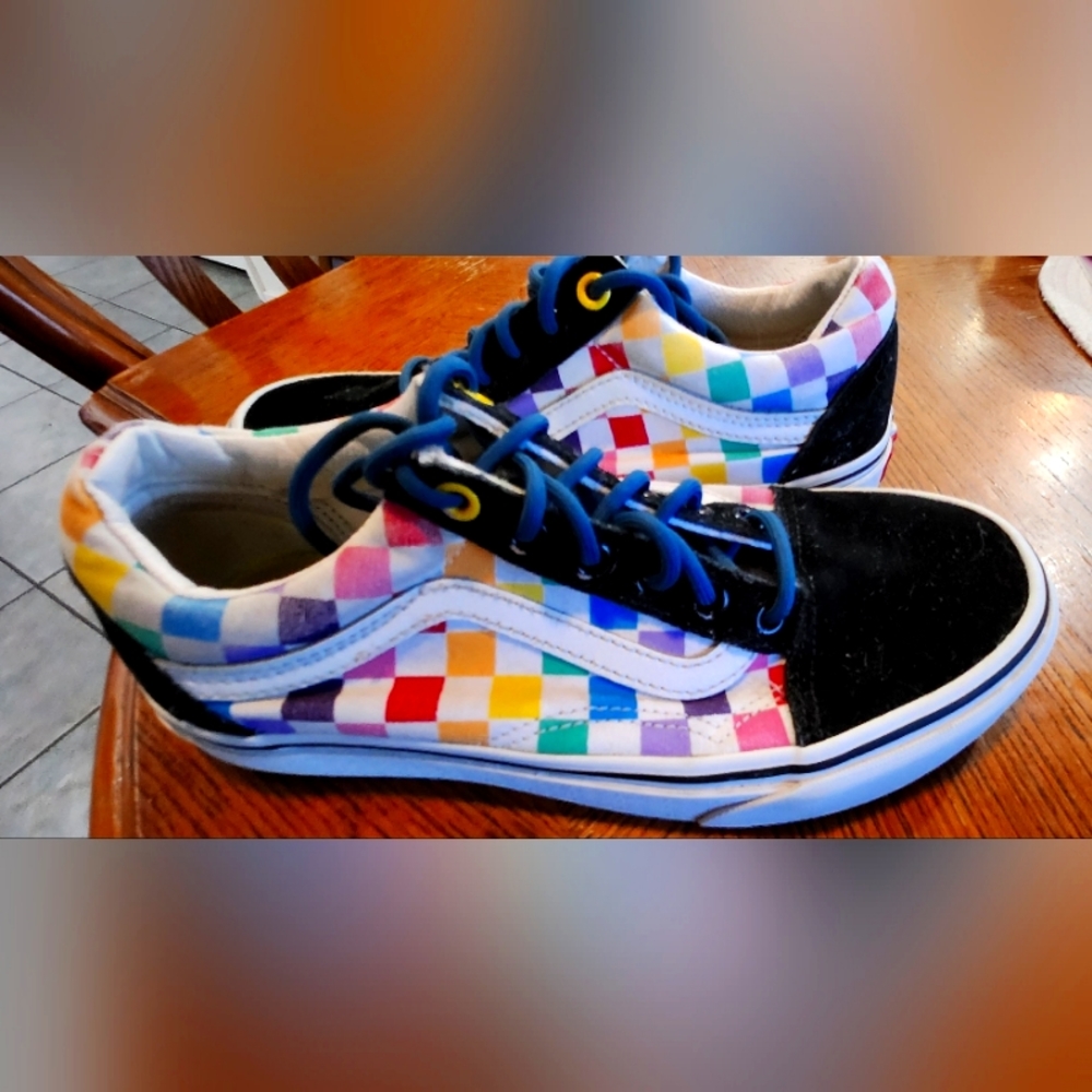 VANS, SIZE 7.5